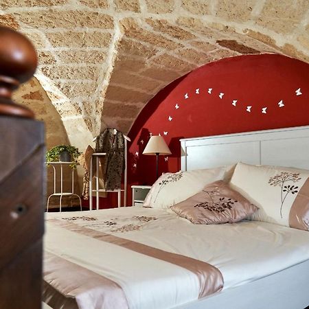 B&B Isola Dello Stampatore Lecce Luaran gambar