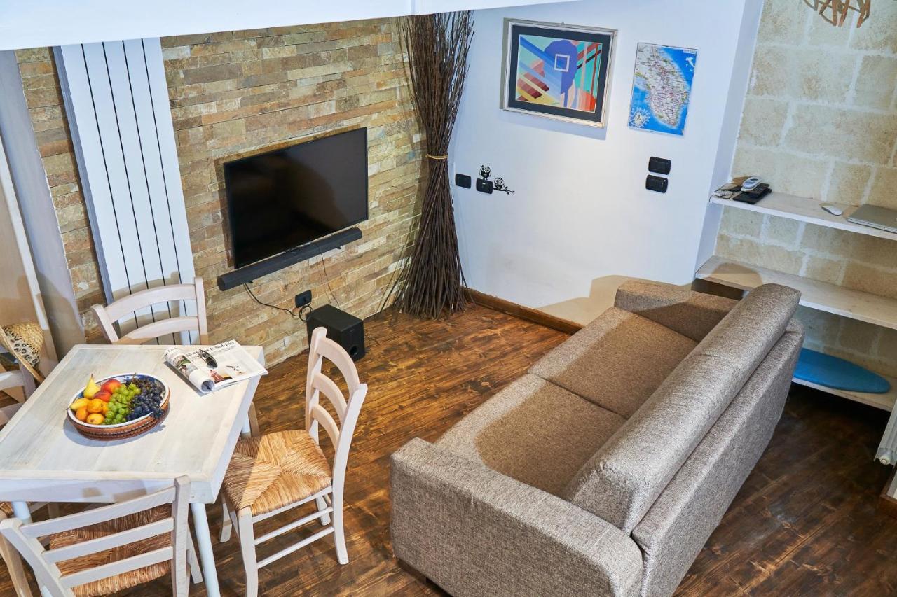 B&B Isola Dello Stampatore Lecce Luaran gambar