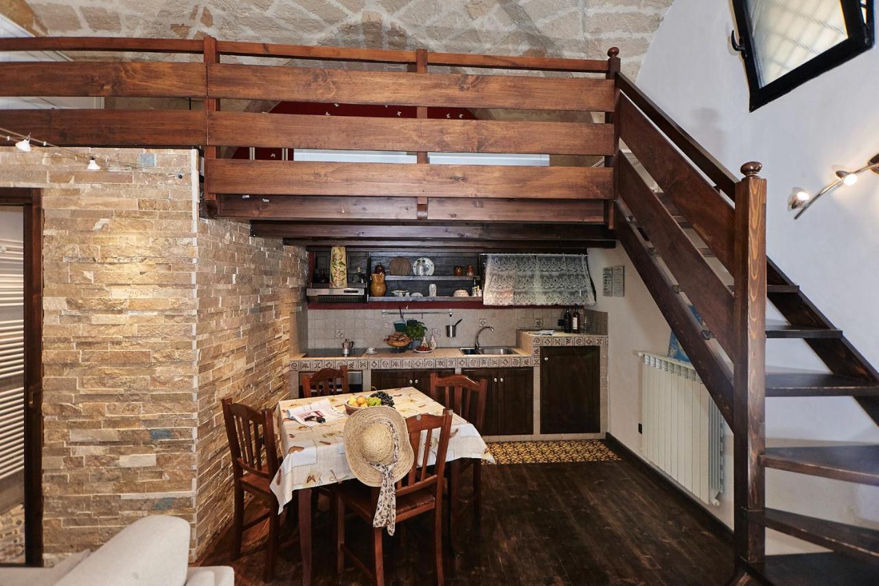B&B Isola Dello Stampatore Lecce Luaran gambar