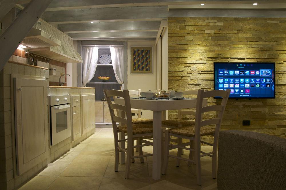 B&B Isola Dello Stampatore Lecce Luaran gambar