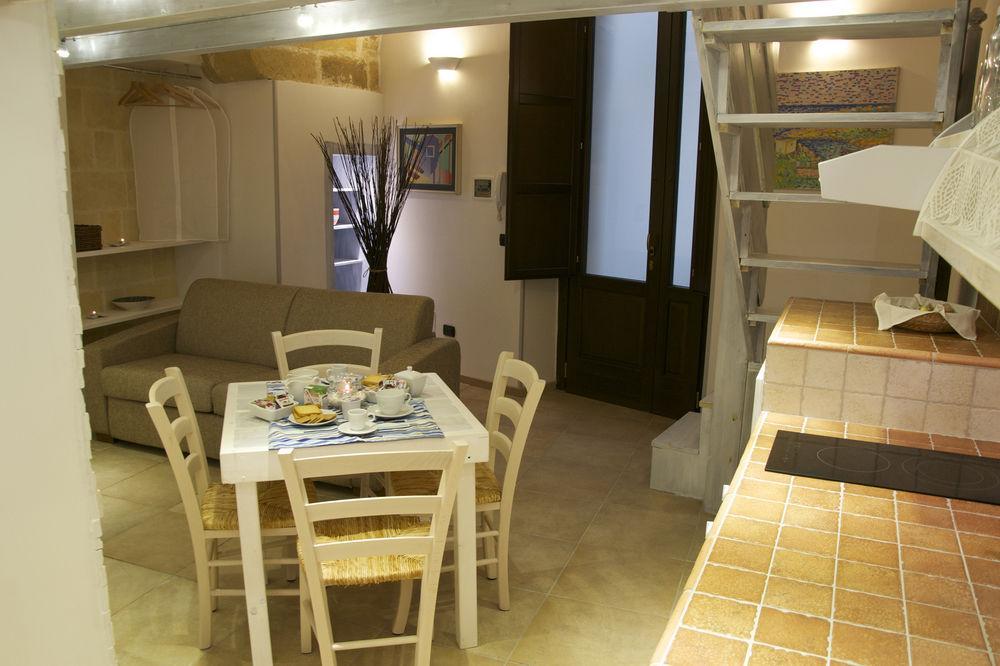 B&B Isola Dello Stampatore Lecce Luaran gambar