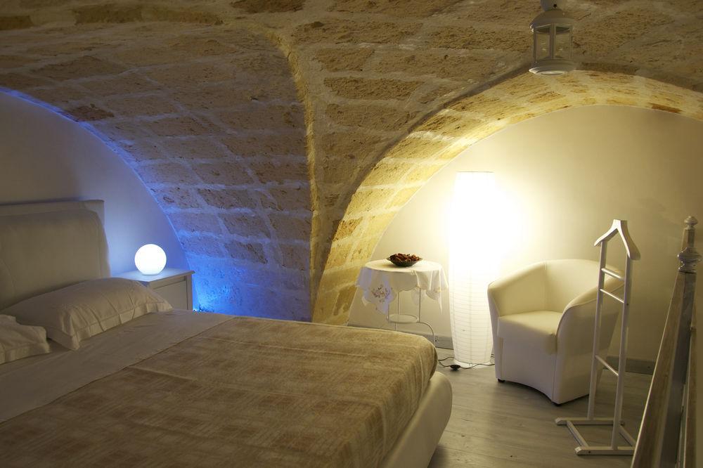B&B Isola Dello Stampatore Lecce Luaran gambar
